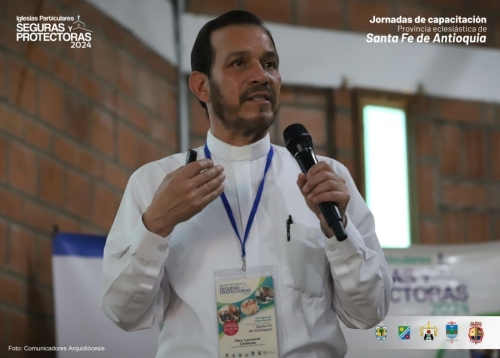 Iglesias Seguras y Protectoras - Jornada de Cultura del Cuidado ( (22)