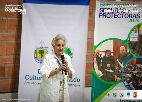 Iglesias Seguras y Protectoras - Jornada de Cultura del Cuidado ( (31)