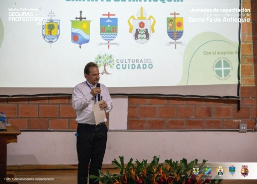 Iglesias Seguras y Protectoras - Jornada de Cultura del Cuidado ( (7)