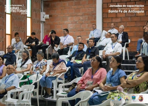 Iglesias Seguras y Protectoras - Jornada de Cultura del Cuidado ( (9)